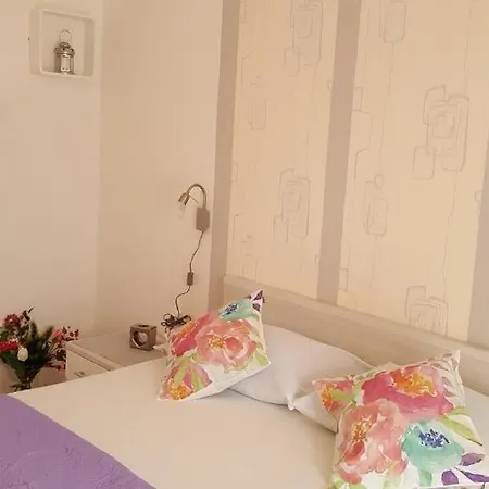 In With Terrace, Air Conditioning, Wi-fi, Dishwasher * Hvar Town