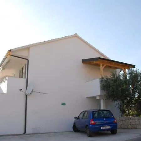 Apartment In With Terrace, Air Conditioning, Wi-fi, Dishwasher Hvar Town